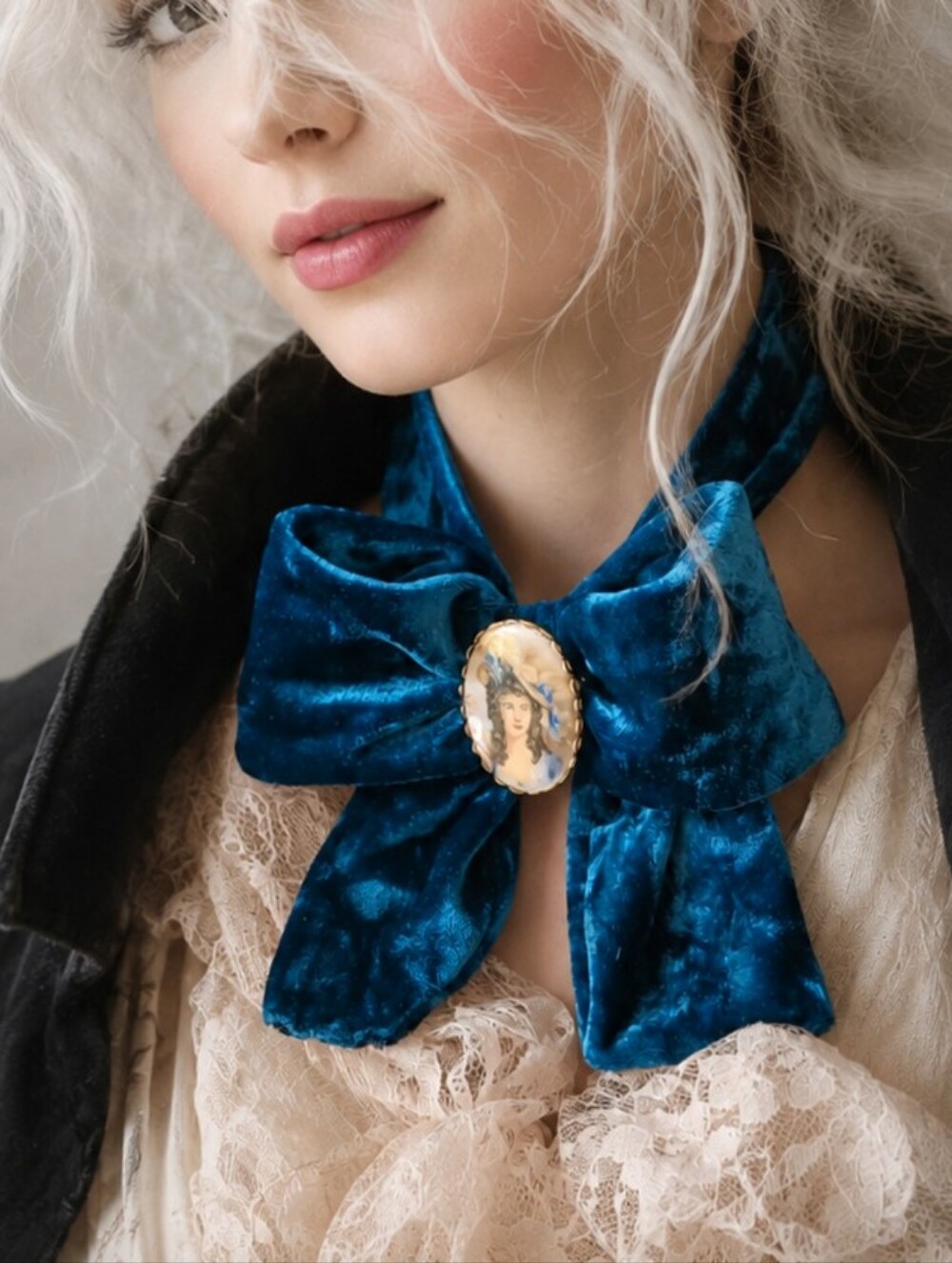 Victorian Jabot Bow Tie Ocean Blue Velvet Choker Vintage Medallion Brooch
